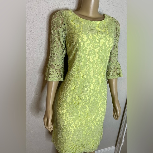 Ryan Michelle Lace bell sleeve sheath Lace Dress Size L - Picture 2 of 6